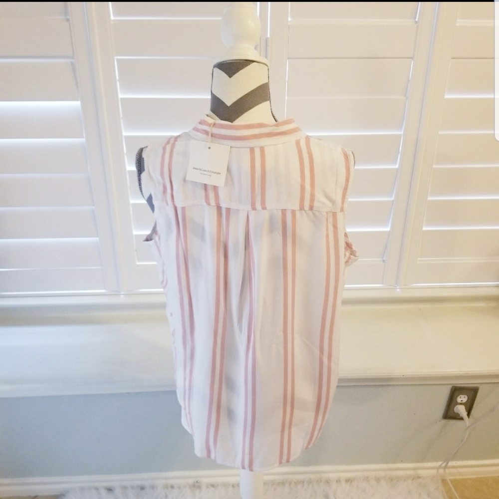 SOLD - Picture 4 of 5